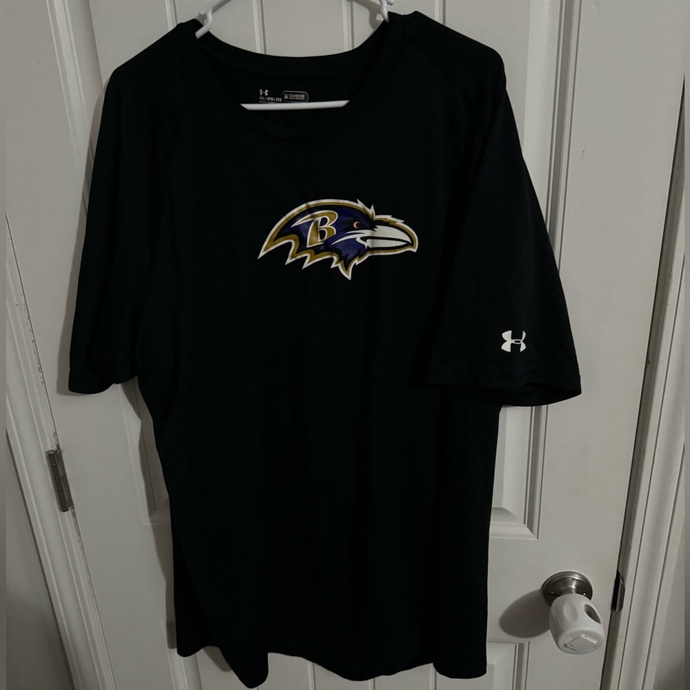 Baltimore ravens under Armour short sleeve shirt